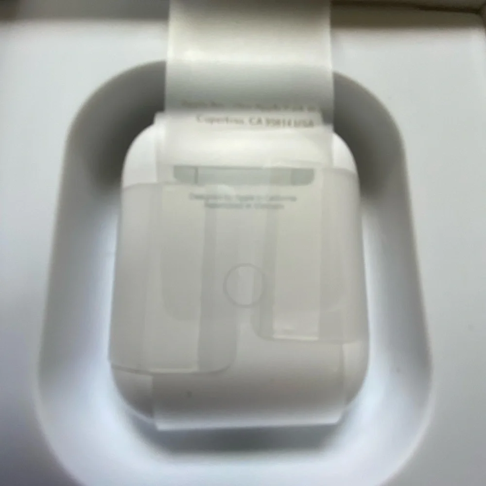 Wireless Earbuds - White